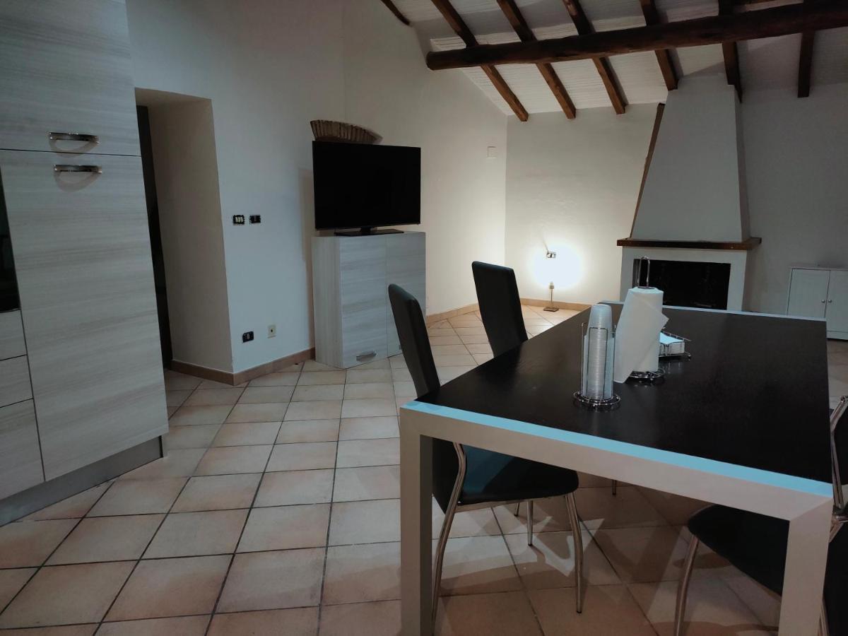 Francigena Viterbo Apartment Con Parcheggio Gratuito A Soli 2 Minuti 外观 照片